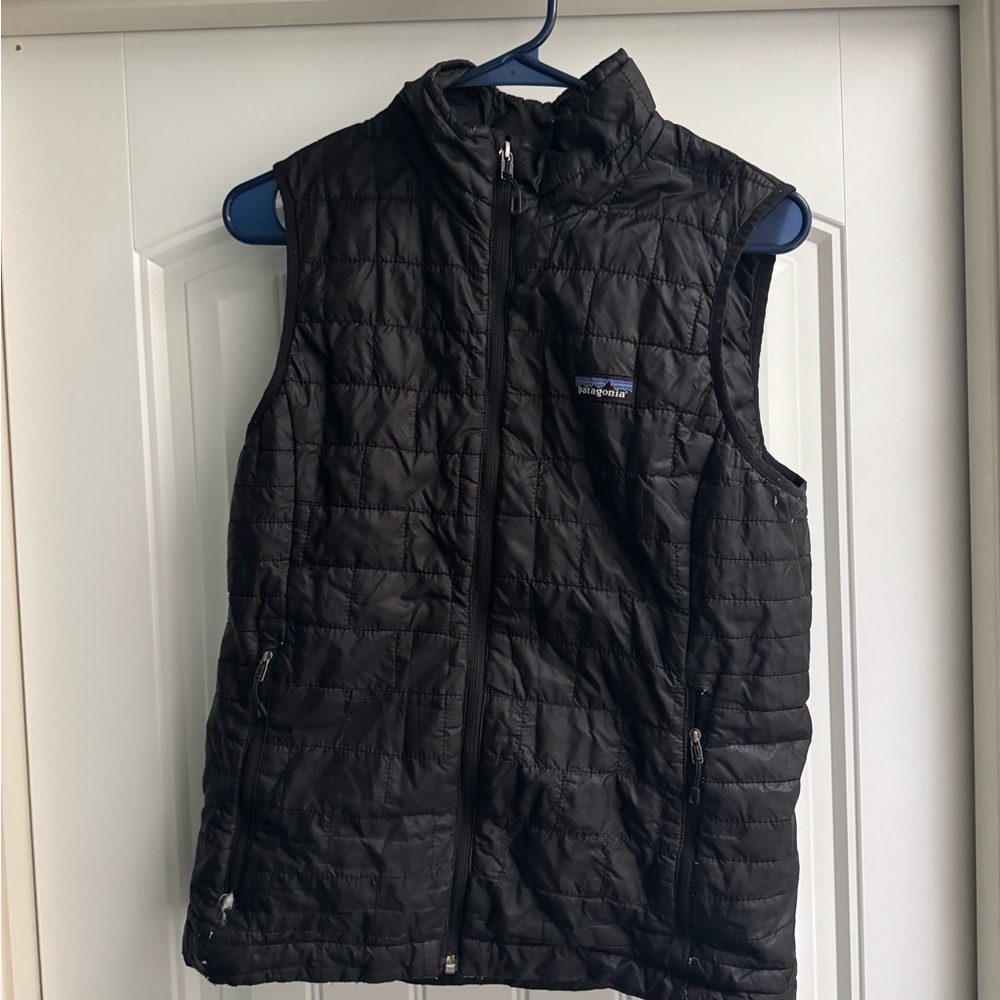 Patagonia Women's Black Quilted Jacket